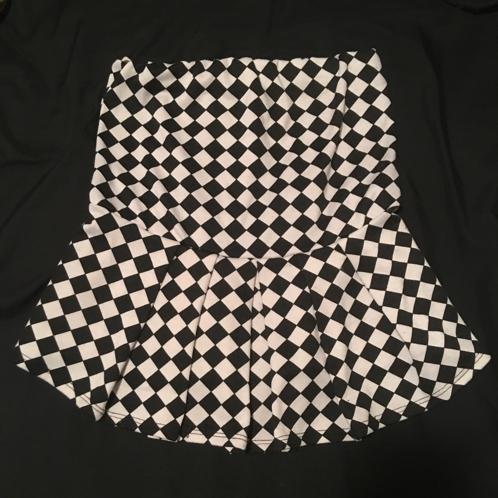 Strapless ruffle shirt